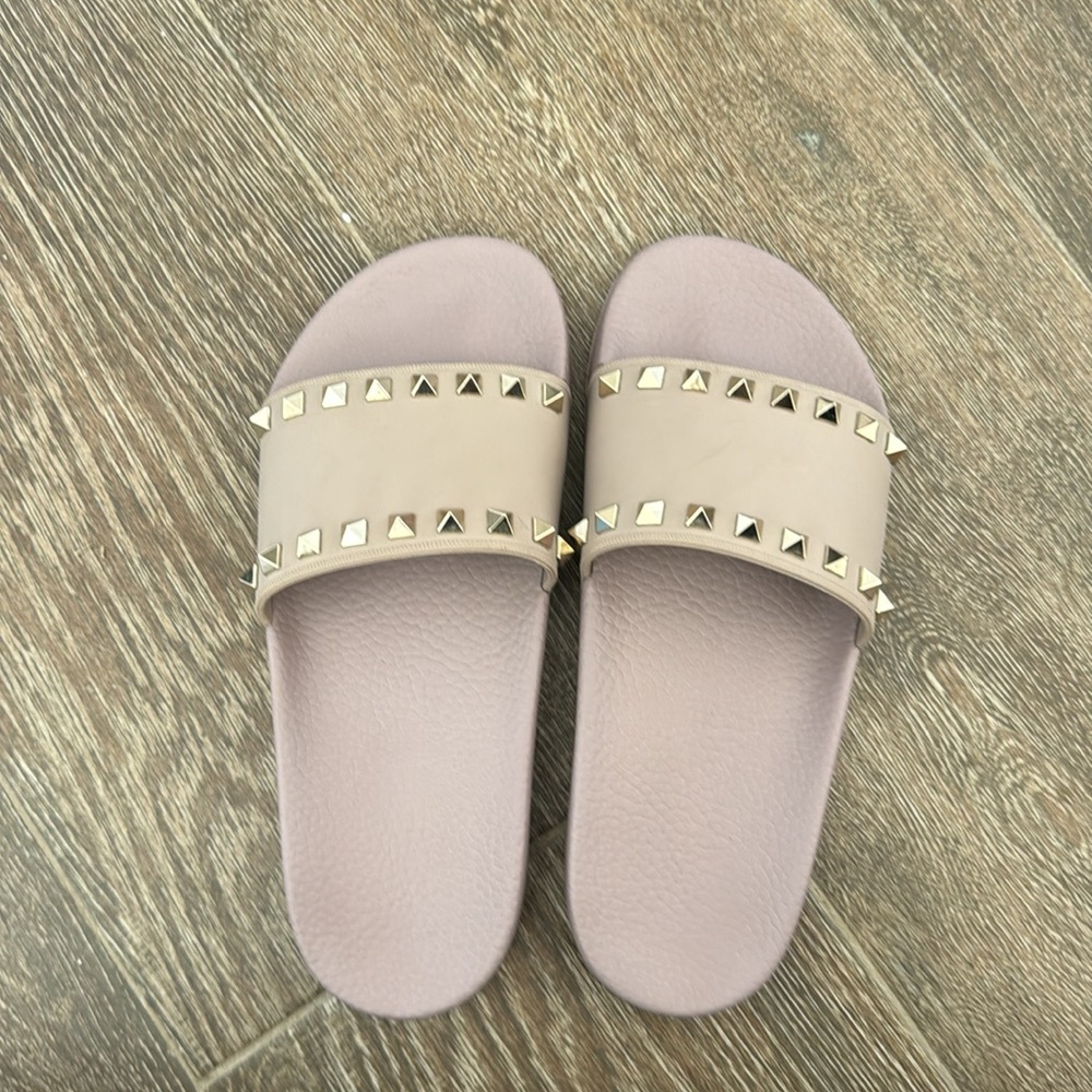 Valentino slides